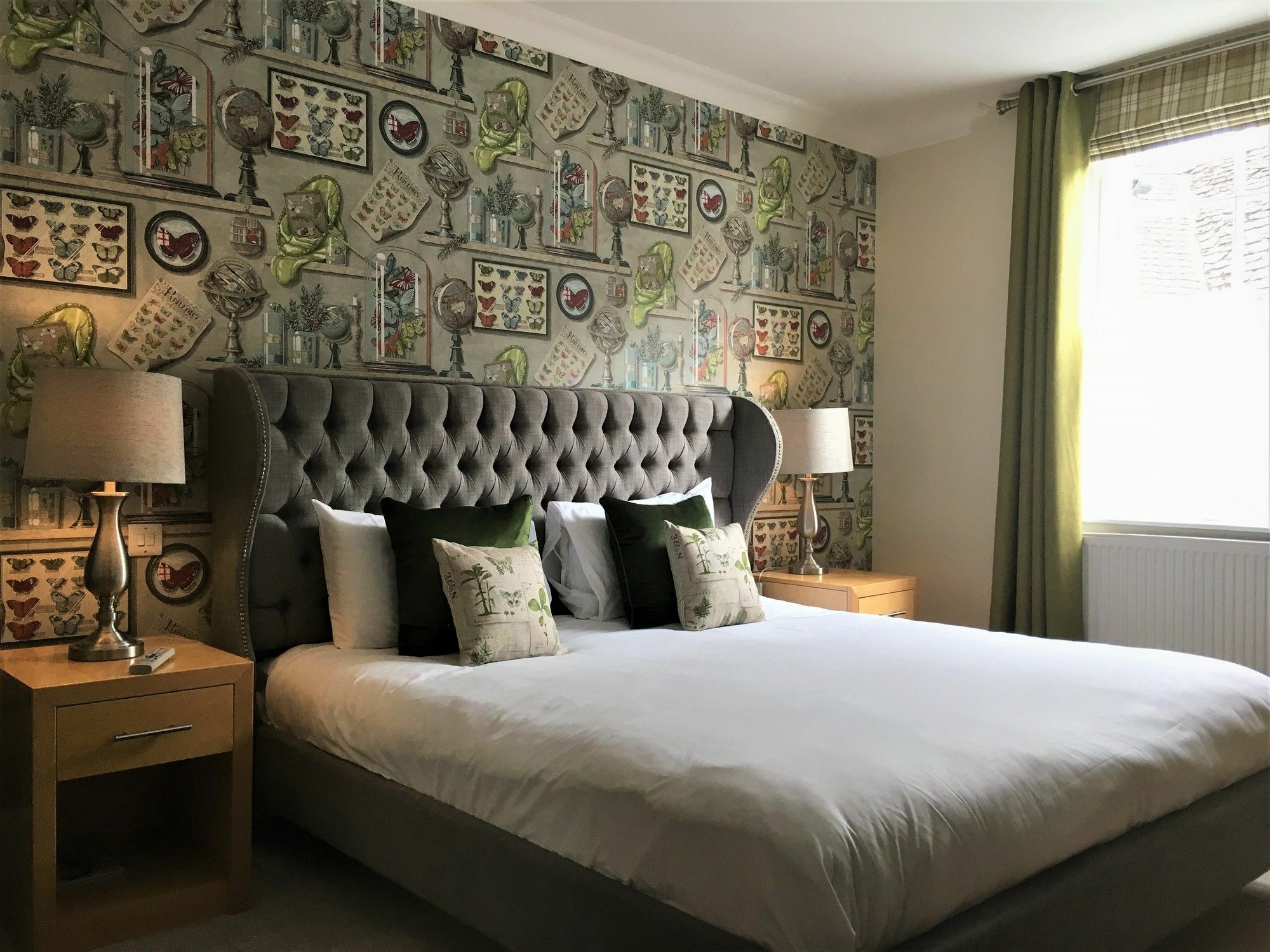 The Highworth Hotel Суиндън Екстериор снимка