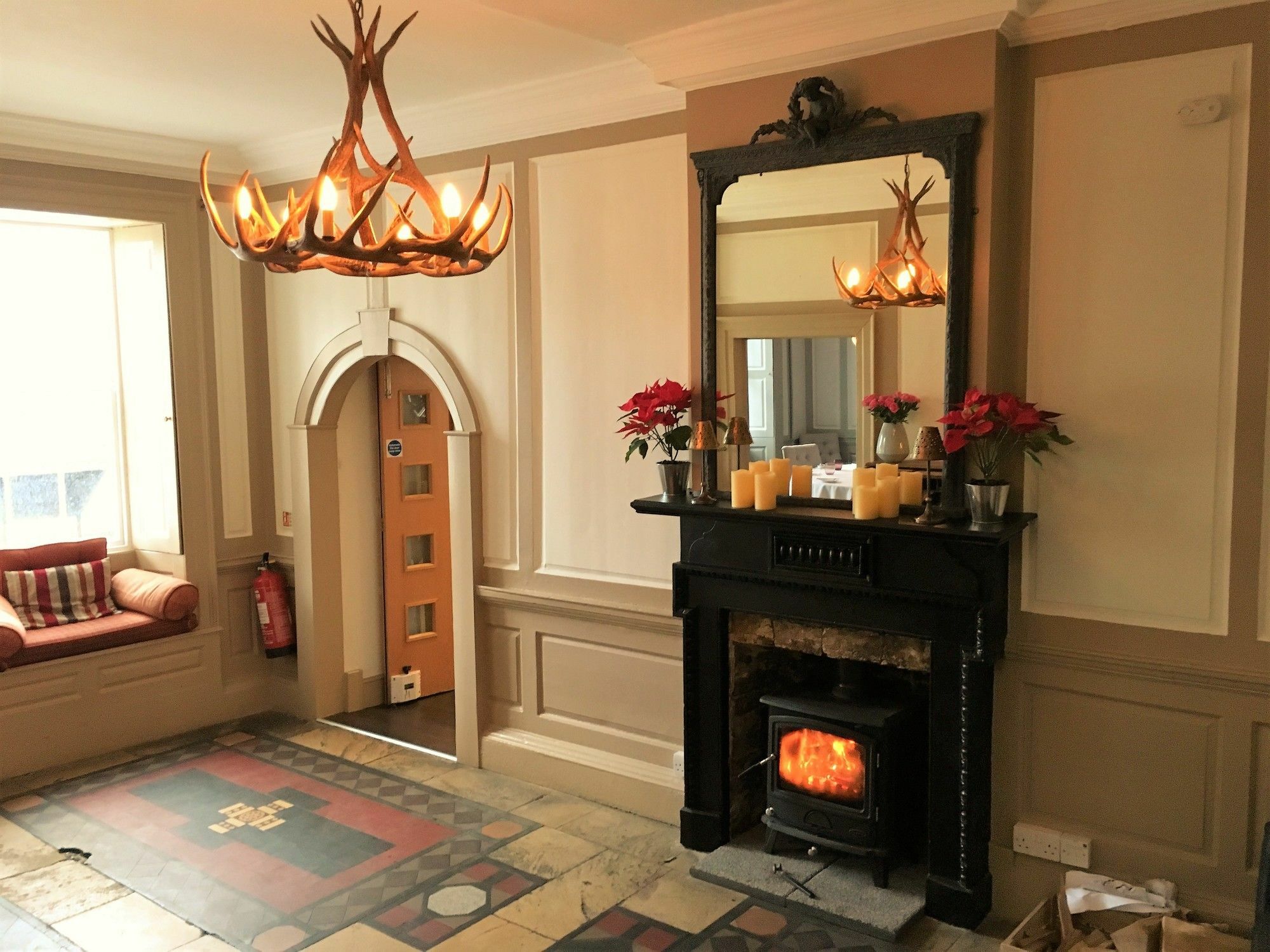 The Highworth Hotel Суиндън Екстериор снимка